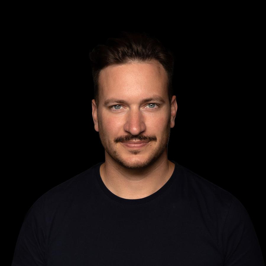  (Severin Lucks)
