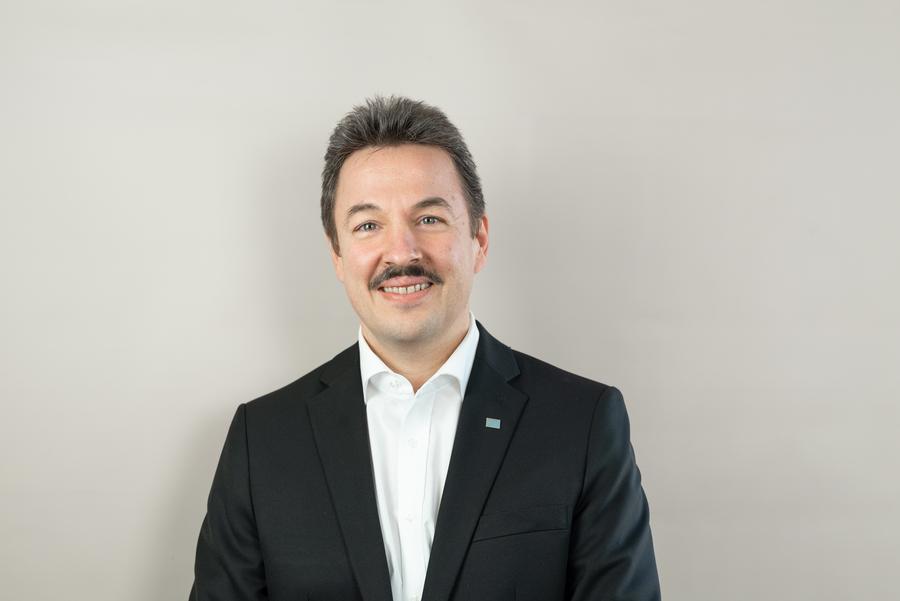  (Frank Lauerbach)