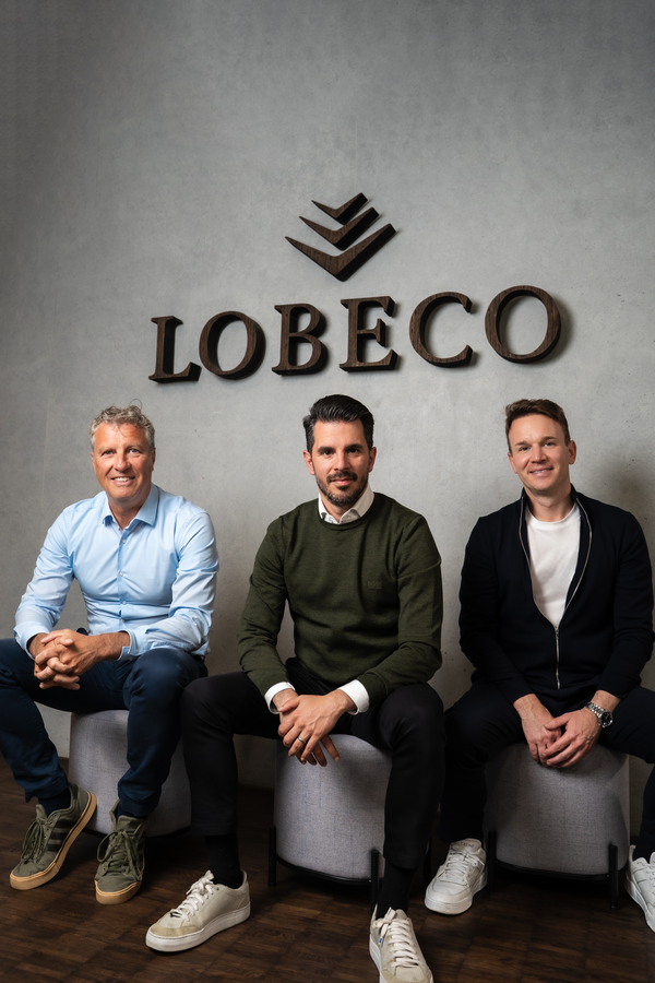 Lobeco-Geschäftsführung Dirk Huefnagels, Lorenz Beringer, Sebastian Iffert (v.l.n.r.) (Bild: LOBECO GmbH)