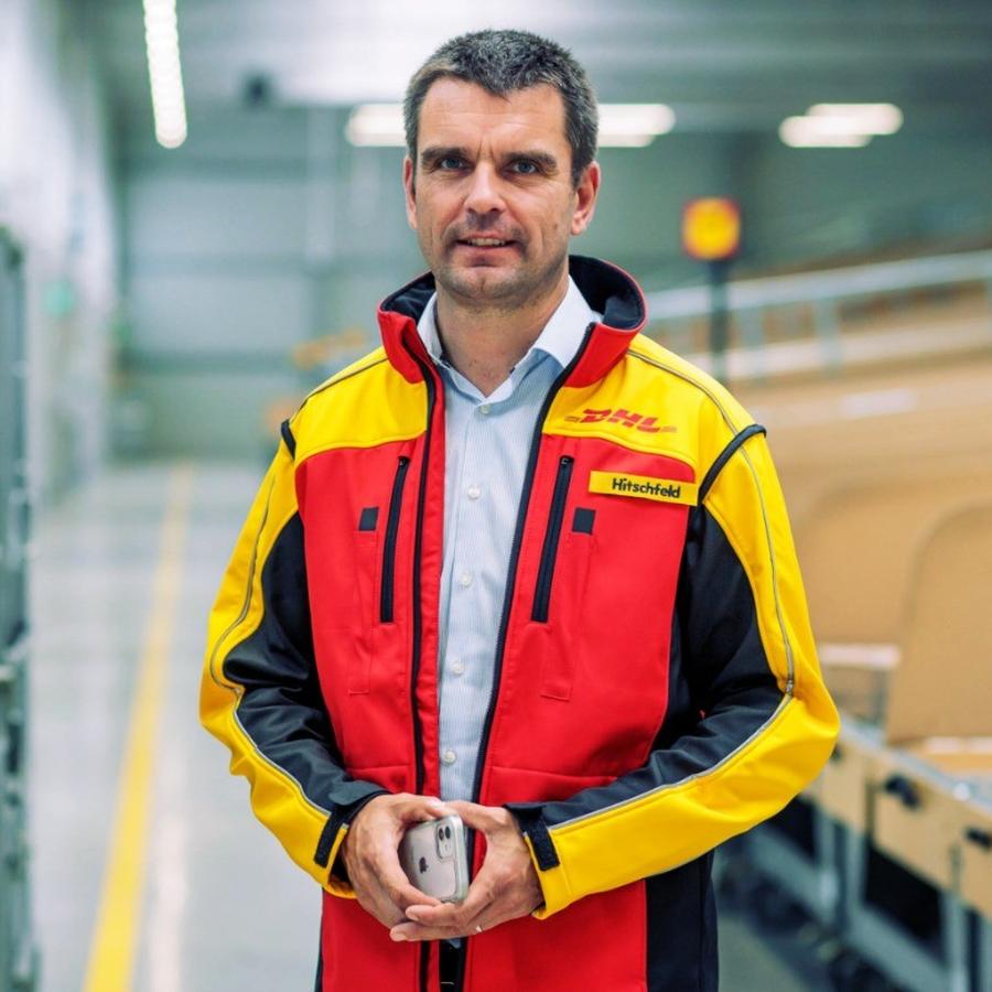  (DHL)