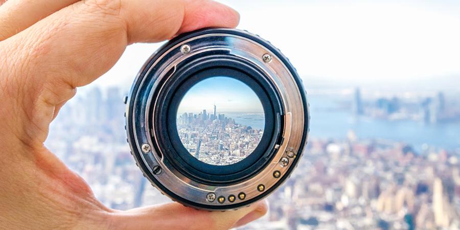  (iStock.com/Eloi_Omella)