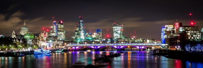 Bald gehen die Lichter aus: Mit dem Brexit hat sich England international isoliert. (Bild: skeeze / pixabay.com) Bald gehen die Lichter aus: Mit dem Brexit hat sich England international isoliert. (Bild: skeeze / pixabay.com)